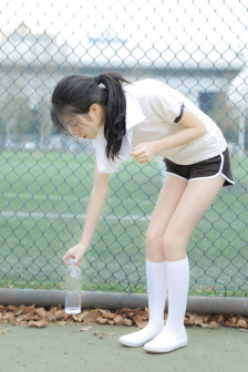 太阳出来喜洋洋